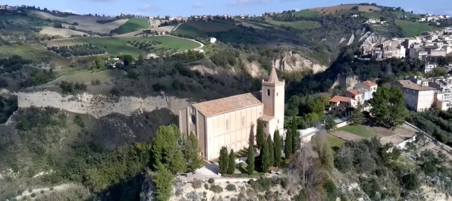 Offida: Scopri il Fascino Segreto di uno dei Borghi più Belli delle Marche