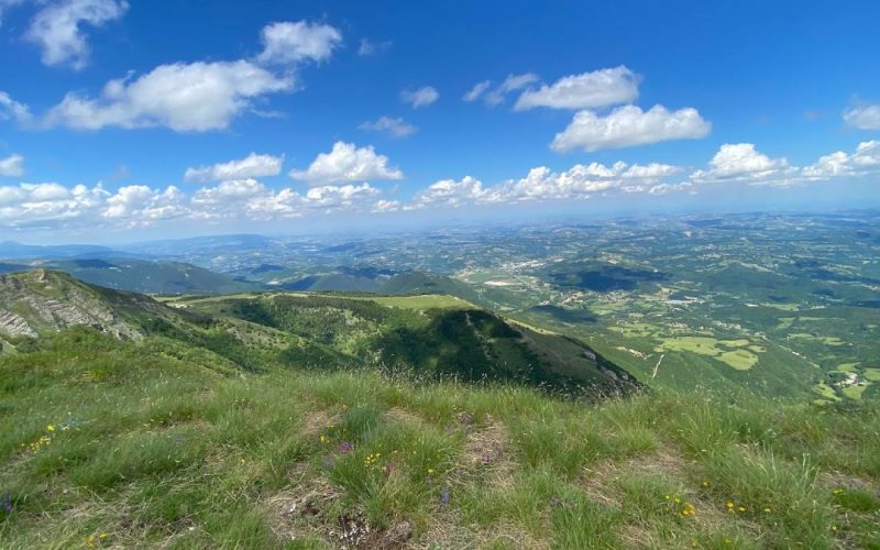 Piani di Ragnolo: Il Balcone Naturale delle Marche